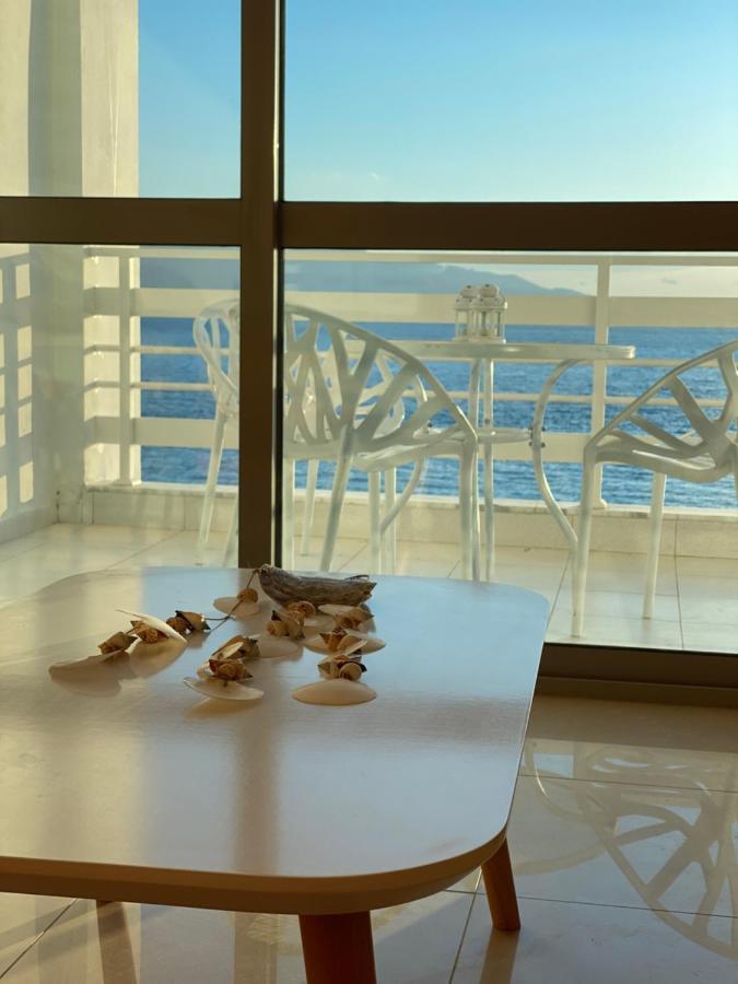 White Sea View Residence 2 Saranda Kültér fotó